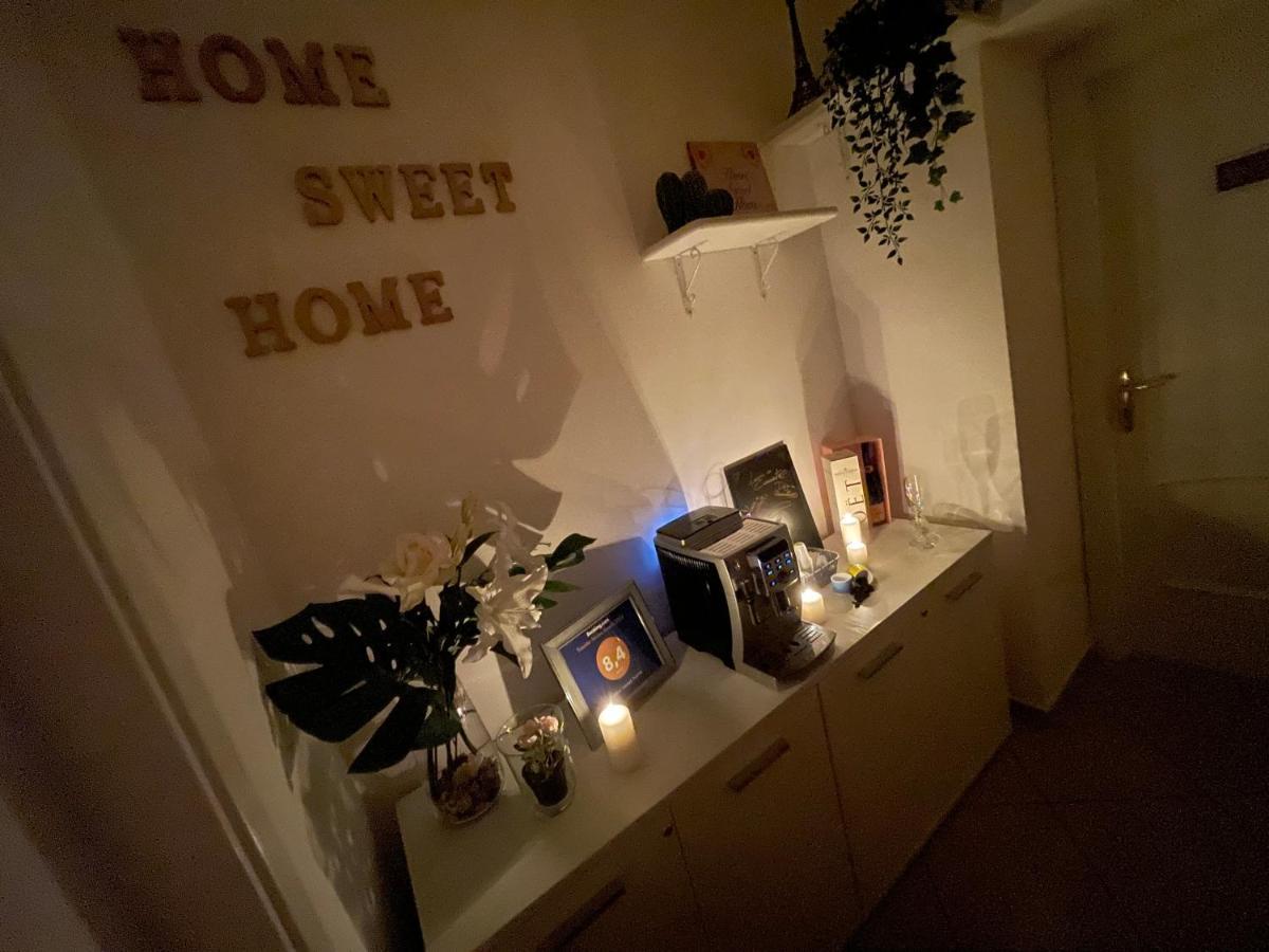 Home Sweet Home Inizio Di Spacca Napoli Экстерьер фото
